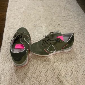 Philippe Model Women’s Trpx low-top sneakers in nylon and leather, military